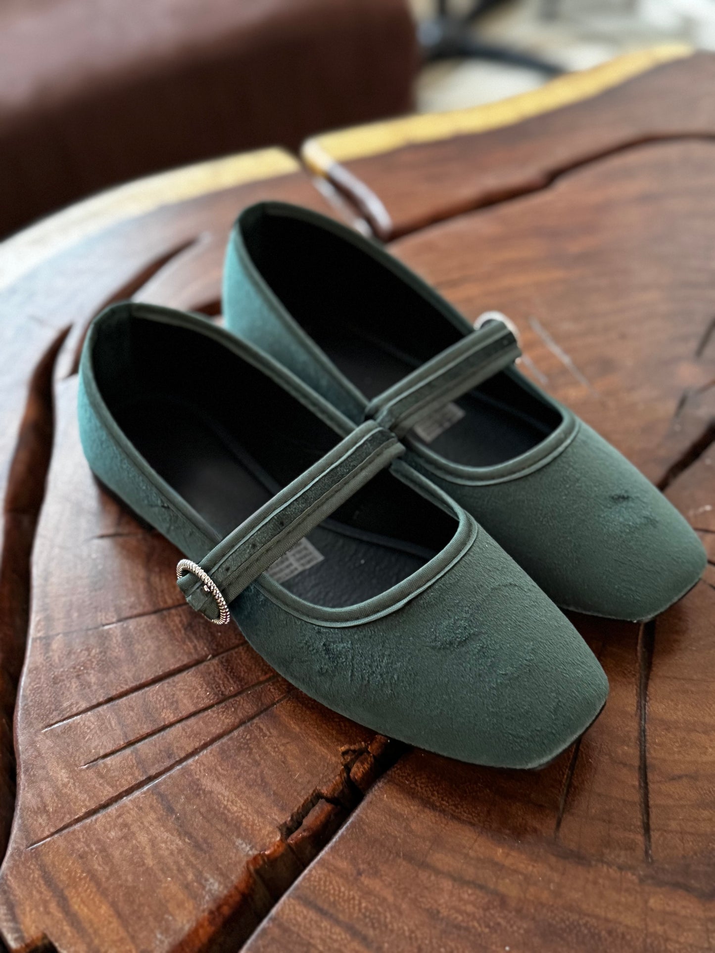 Flats Mariam Gamuza