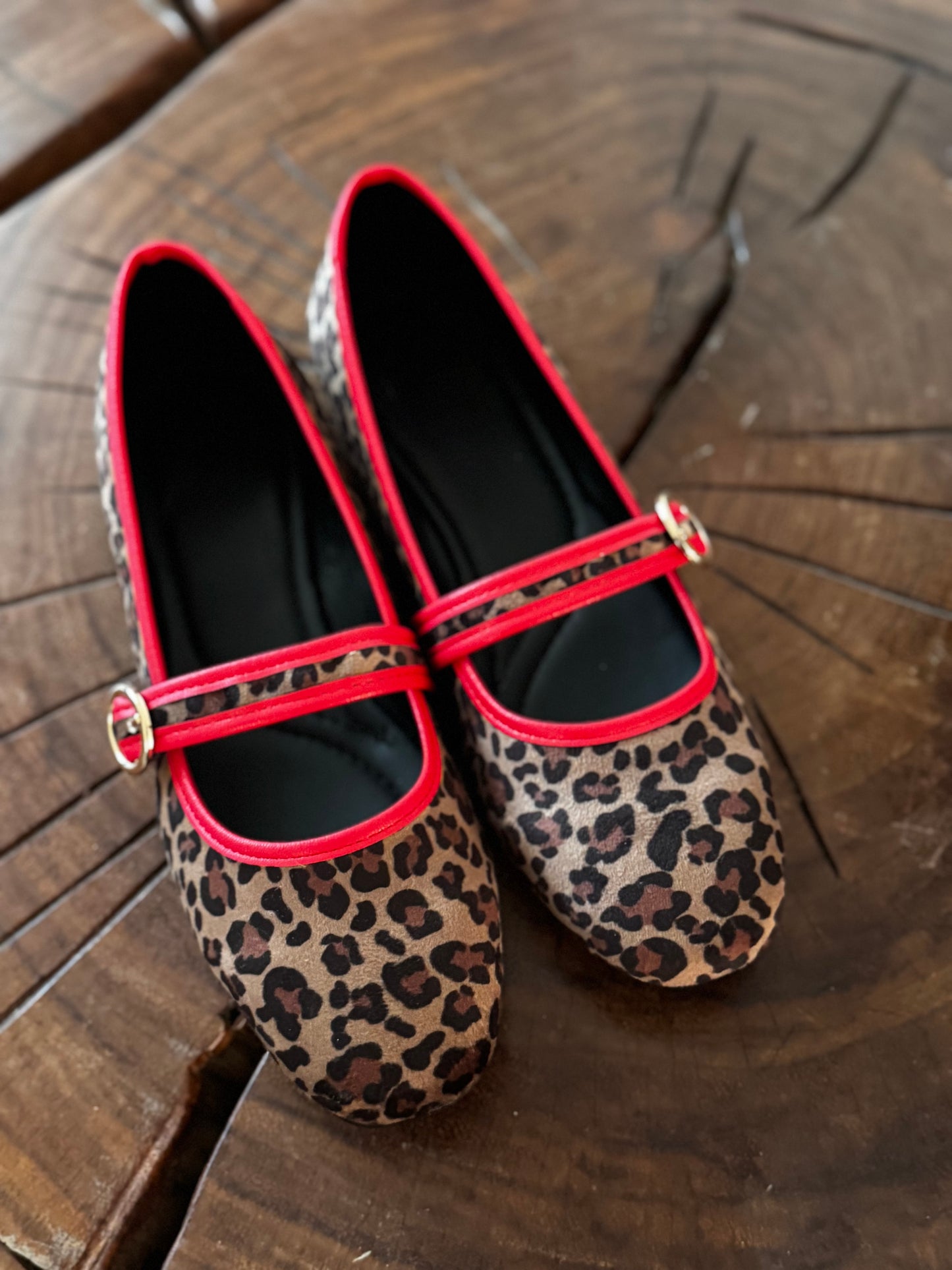 Flats Mariam Gamuza