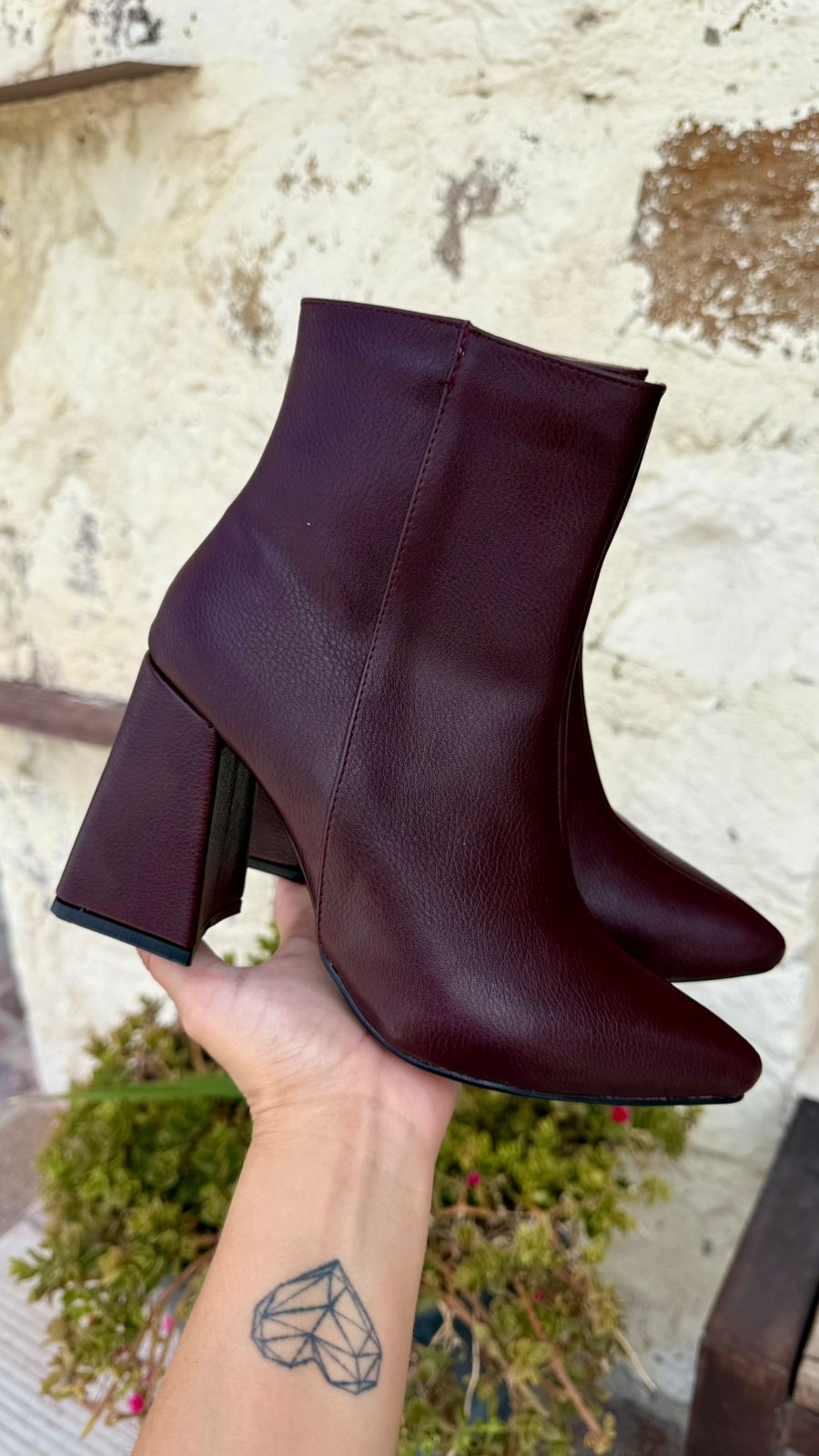 BOTINES