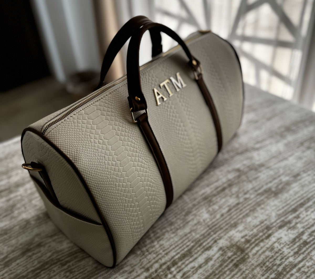 TRAVEL BAG