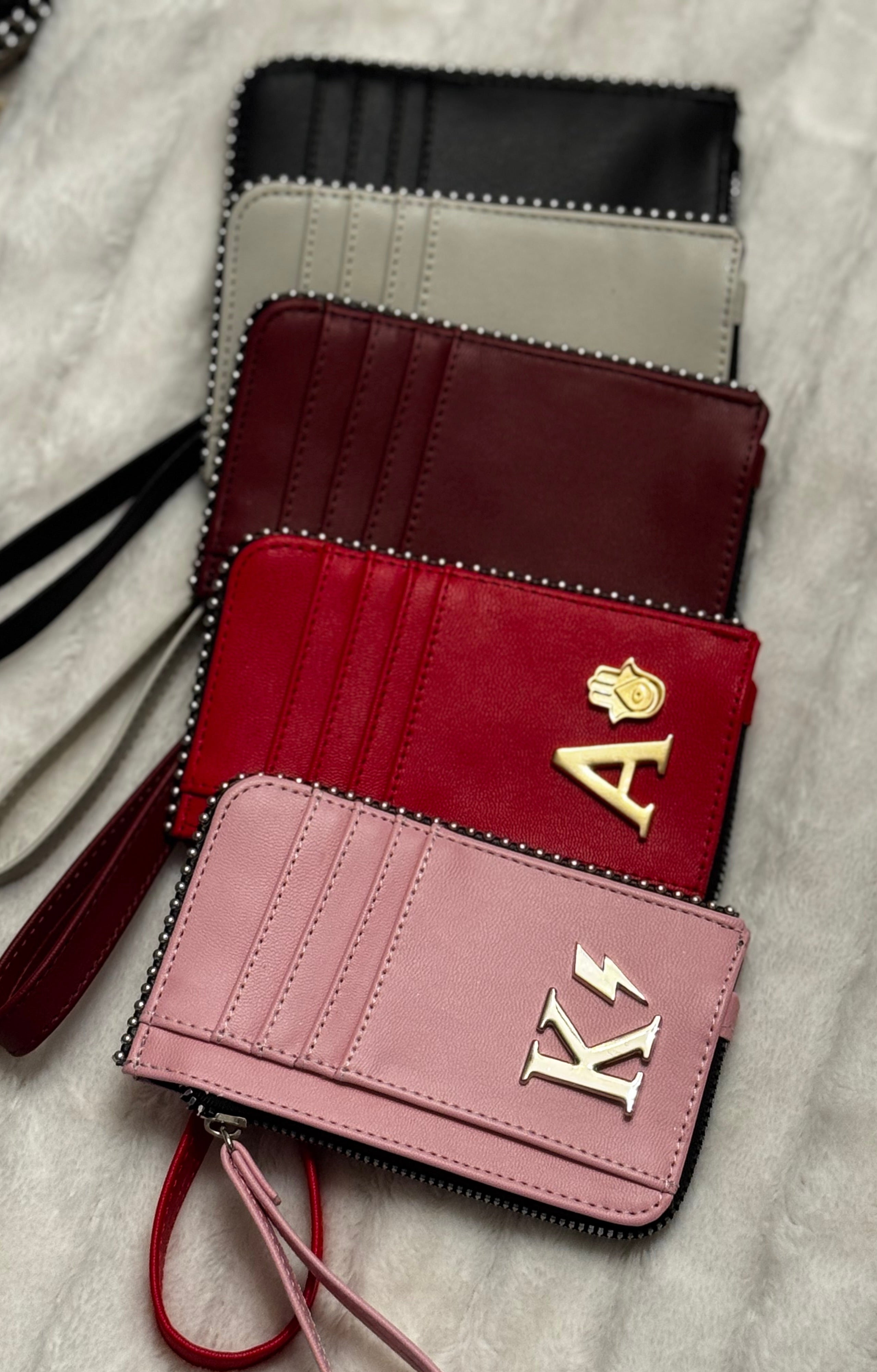 CARD HOLDER