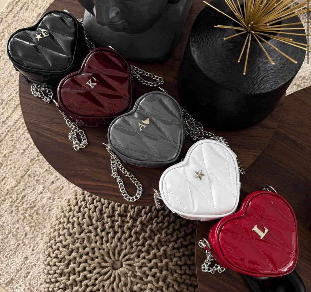 GLOSSY HEART BAG
