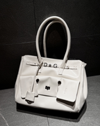 ELENA TOTE