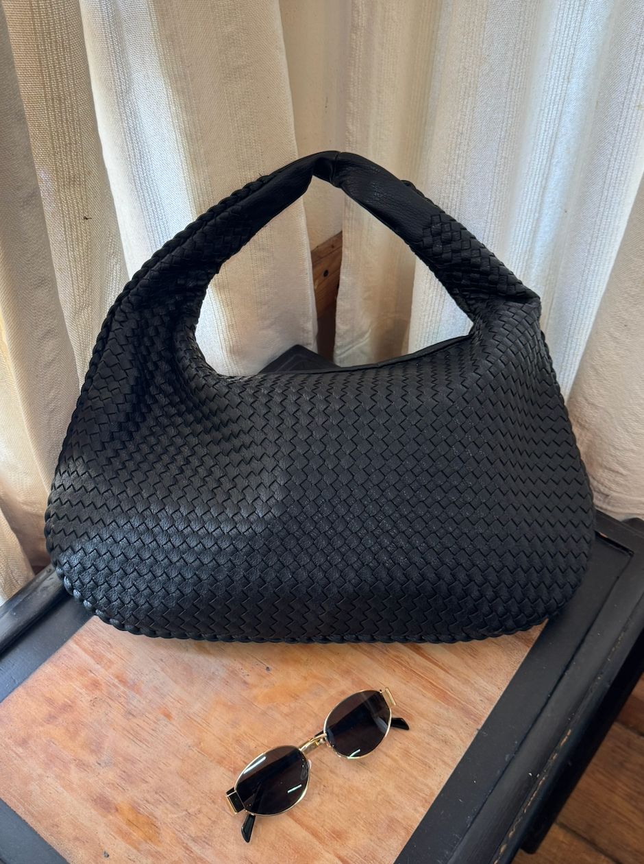 ALEXA BIG SIZE - NEGRA