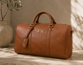 TRAVEL BAG - CAMEL LISO - HERRAJE DORADO