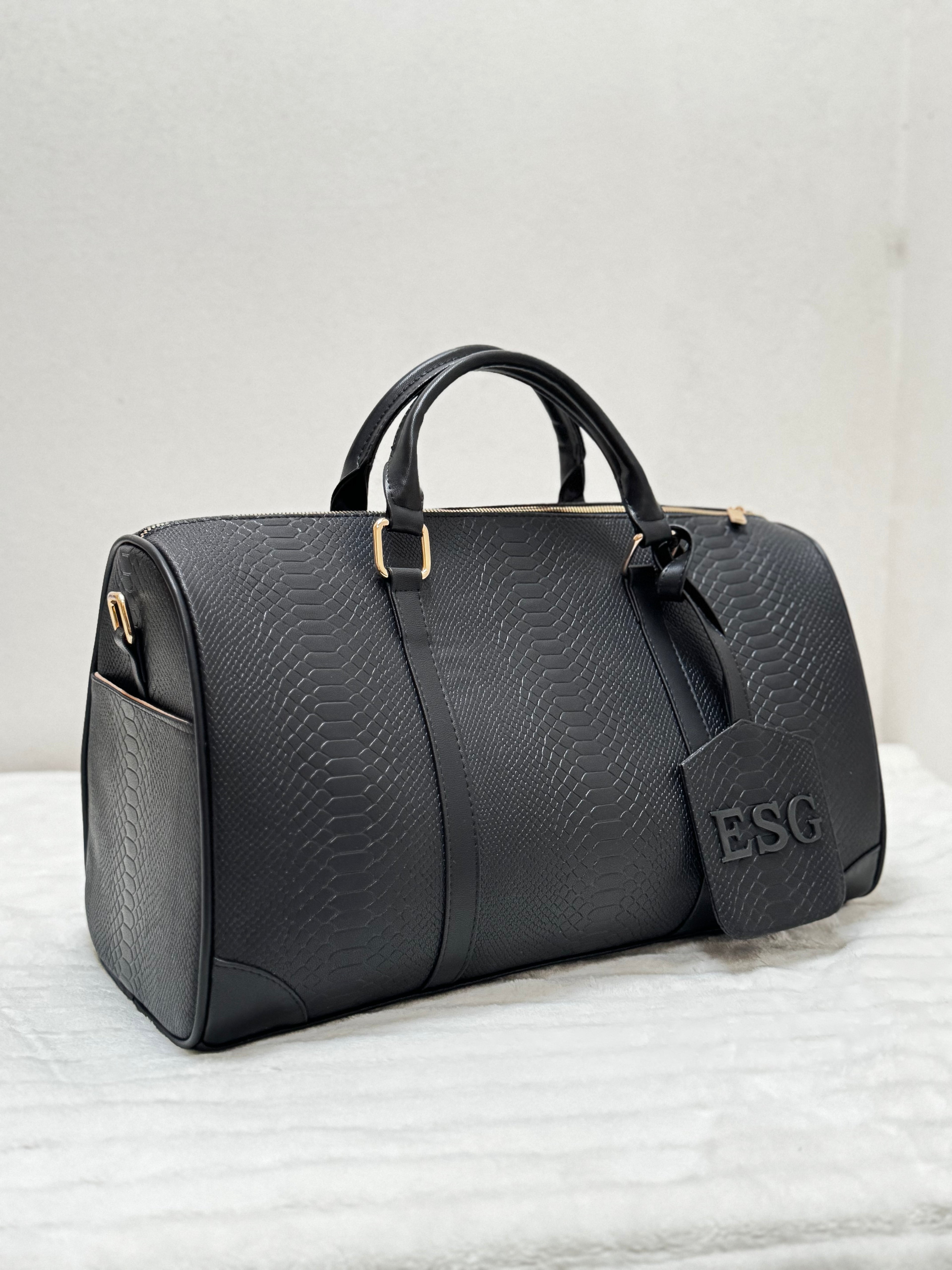 TRAVEL BAG