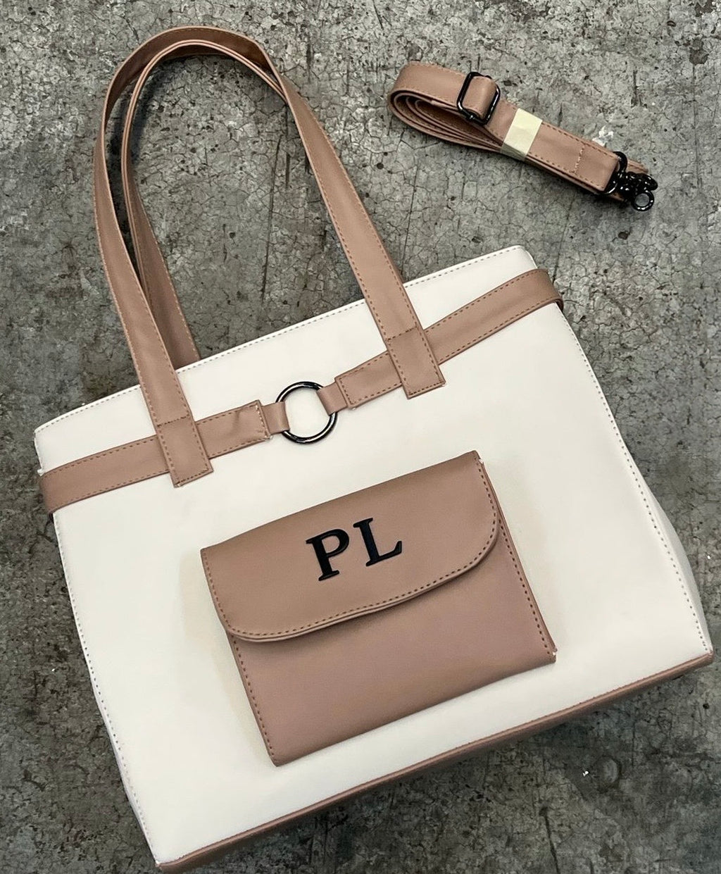 CARGO TOTE