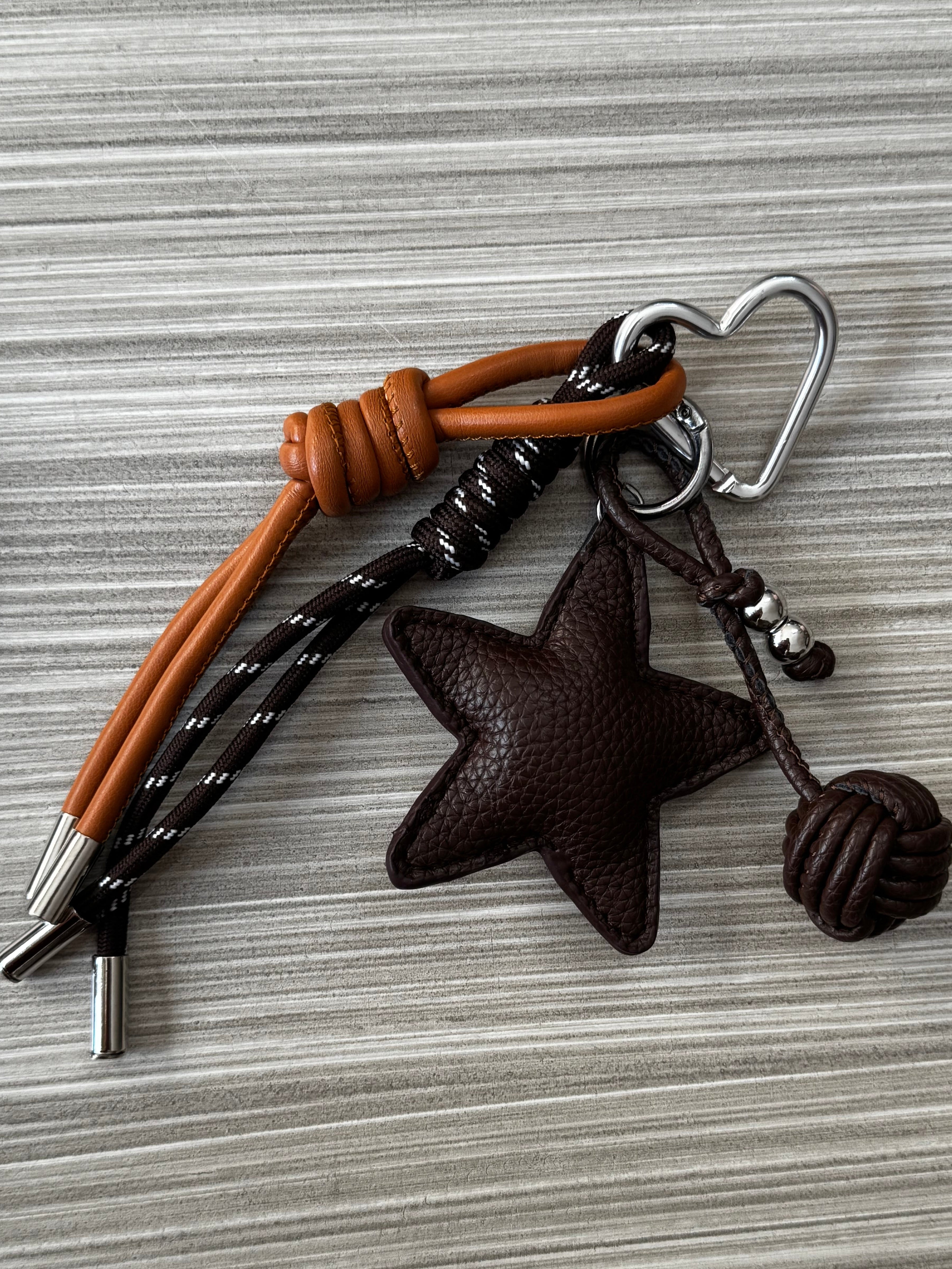 LUCKY STAR CHARM